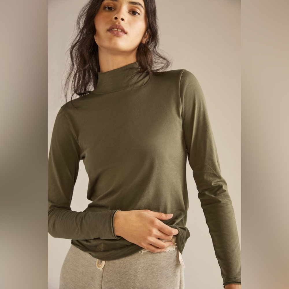 By Anthropologie Long Sleeve Gauzy Turtleneck Color Moss Size Large Petite